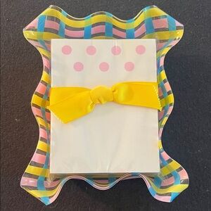 Festive Scalloped Tray with Yellow Ribbon and 300 sheets of paper 6x8 #B-30